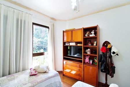 Apartamento à venda com 179m², 4 quartos e 3 vagasQuarto 3