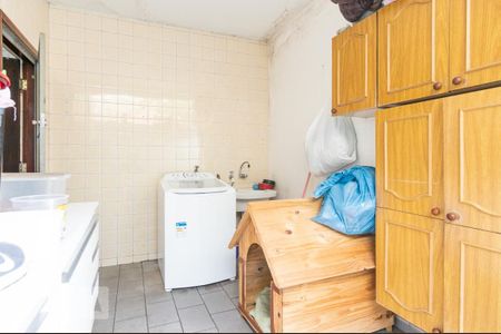 Casa à venda com 299m², 2 quartos e 2 vagas Casa à venda com 299m², 2 quartos e 2 vagasÁrea de Serviço