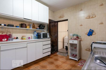 Casa à venda com 299m², 2 quartos e 2 vagas Casa à venda com 299m², 2 quartos e 2 vagasCozinha