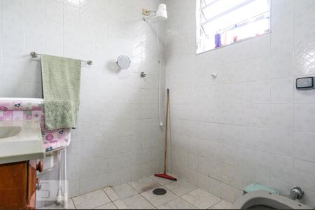 Casa à venda com 299m², 2 quartos e 2 vagas Casa à venda com 299m², 2 quartos e 2 vagasBanheiro da Suíte