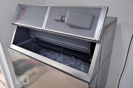 Apartamento à venda com 227m², 3 quartos e 4 vagasÁrea comum