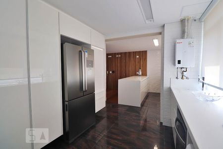 Apartamento à venda com 227m², 3 quartos e 4 vagasÁrea de Serviço