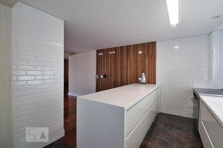 Apartamento à venda com 227m², 3 quartos e 4 vagasCozinha