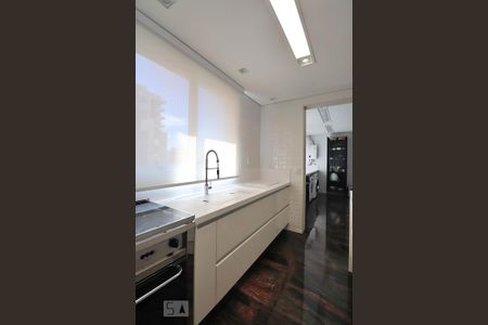 Apartamento à venda com 227m², 3 quartos e 4 vagasCozinha