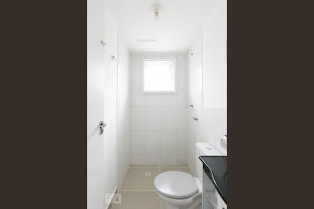 Apartamento para alugar com 42m², 2 quartos e sem vaga Apartamento para alugar com 42m², 2 quartos e sem vagaBanheiro