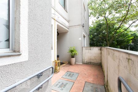 Apartamento para alugar com 42m², 2 quartos e sem vaga Apartamento para alugar com 42m², 2 quartos e sem vagaEntrada do Bloco