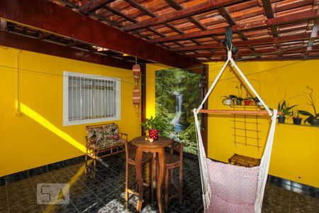 Casa à venda com 230m², 3 quartos e 3 vagasvaranda