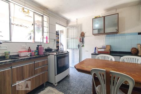 Casa à venda com 114m², 3 quartos e 2 vagasCozinha