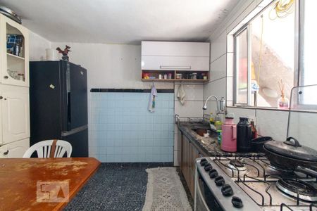 Casa à venda com 114m², 3 quartos e 2 vagasCozinha