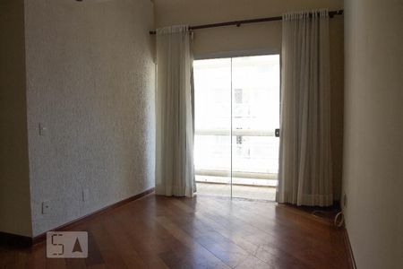 Sala de apartamento para alugar com 4 quartos, 153m² em Jardim Flamboyant, Campinas