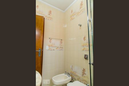 Casa à venda com 330m², 3 quartos e 2 vagas Casa à venda com 330m², 3 quartos e 2 vagasBanheiro da suíte