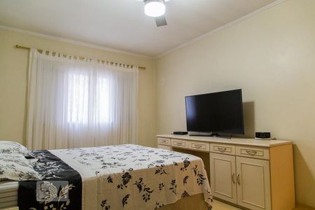 Casa à venda com 330m², 3 quartos e 2 vagas Casa à venda com 330m², 3 quartos e 2 vagasSuíte