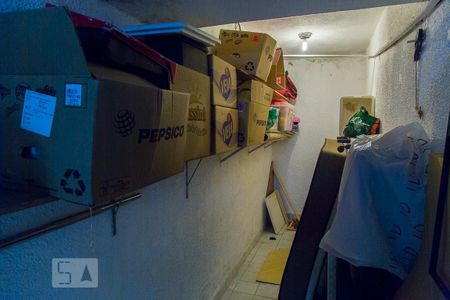 Casa à venda com 330m², 3 quartos e 2 vagas Casa à venda com 330m², 3 quartos e 2 vagasÁrea de serviço - Despensa