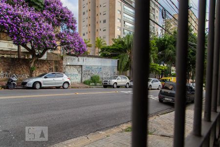 Casa à venda com 330m², 3 quartos e 2 vagas Casa à venda com 330m², 3 quartos e 2 vagasVista da garagem