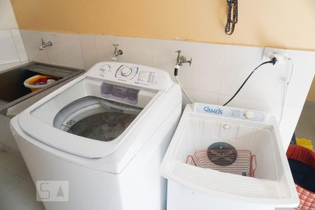 Casa à venda com 154m², 3 quartos e 4 vagasLavanderia