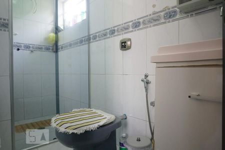 Casa à venda com 154m², 3 quartos e 4 vagasBanheiro da Suíte