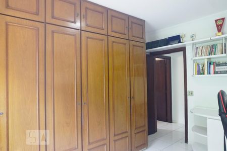Casa à venda com 154m², 3 quartos e 4 vagasQuarto 2