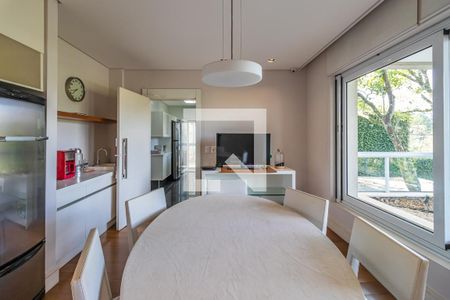 Casa de condomínio à venda com 1054m², 4 quartos e 5 vagas Casa de condomínio à venda com 1054m², 4 quartos e 5 vagasSala de Almoço