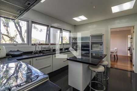 Casa de condomínio à venda com 1054m², 4 quartos e 5 vagas Casa de condomínio à venda com 1054m², 4 quartos e 5 vagasCozinha