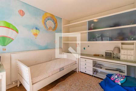 Casa de condomínio à venda com 1054m², 4 quartos e 5 vagas Casa de condomínio à venda com 1054m², 4 quartos e 5 vagasSuíte 2