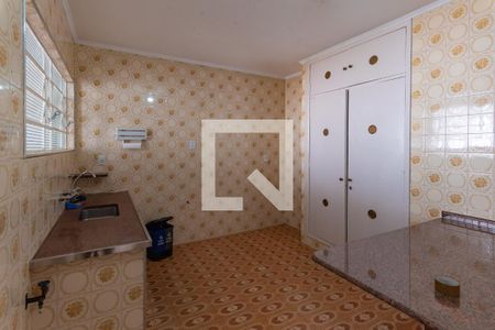 Casa à venda com 175m², 3 quartos e 2 vagas Casa à venda com 175m², 3 quartos e 2 vagasCozinha