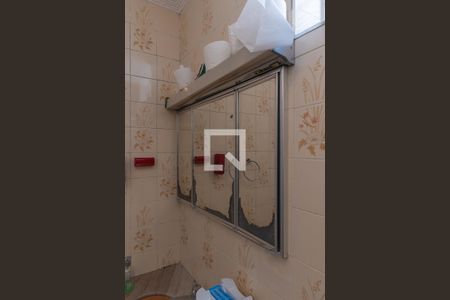 Casa à venda com 175m², 3 quartos e 2 vagas Casa à venda com 175m², 3 quartos e 2 vagasBanheiro da Suíte