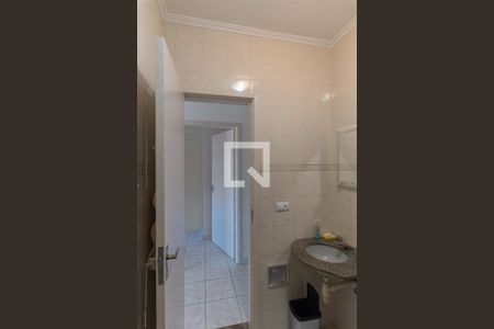 Casa à venda com 175m², 3 quartos e 2 vagas Casa à venda com 175m², 3 quartos e 2 vagasBanheiro