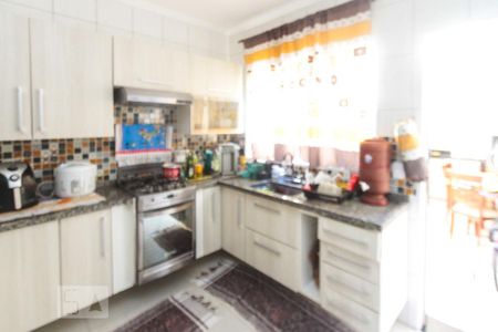 Casa à venda com 132m², 3 quartos e 2 vagas Casa à venda com 132m², 3 quartos e 2 vagasCozinha