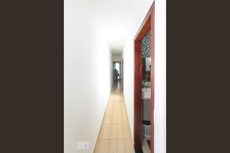 Casa à venda com 132m², 3 quartos e 2 vagas Casa à venda com 132m², 3 quartos e 2 vagasCorredor