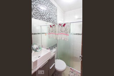 Casa à venda com 132m², 3 quartos e 2 vagas Casa à venda com 132m², 3 quartos e 2 vagasBanheiro Social