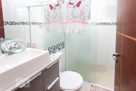 Casa à venda com 132m², 3 quartos e 2 vagas Casa à venda com 132m², 3 quartos e 2 vagasBanheiro Social