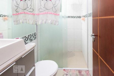 Casa à venda com 132m², 3 quartos e 2 vagas Casa à venda com 132m², 3 quartos e 2 vagasBanheiro Social