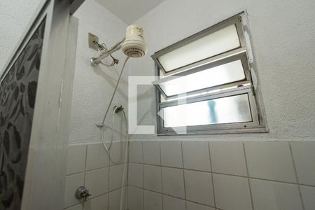 Apartamento para alugar com 49m², 2 quartos e 1 vaga Apartamento para alugar com 49m², 2 quartos e 1 vagaDetalhe do Banheiro