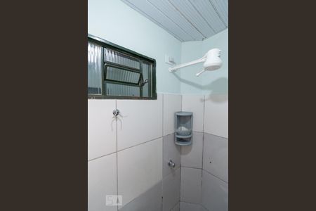 Detalhe do Banheiro  de kitnet/studio para alugar com 1 quarto, 24m² em Cidade Jardim, Goiânia