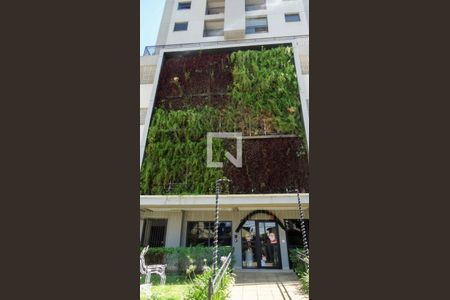 Apartamento à venda com 49m², 2 quartos e 1 vagaFachada e portaria