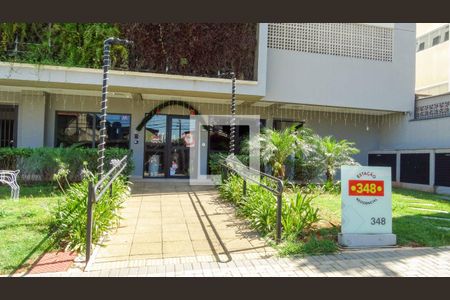 Apartamento à venda com 49m², 2 quartos e 1 vagaFachada e portaria