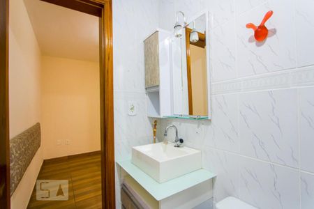 Apartamento para alugar com 62m², 2 quartos e 1 vaga Apartamento para alugar com 62m², 2 quartos e 1 vagaBanheiro do quarto 1