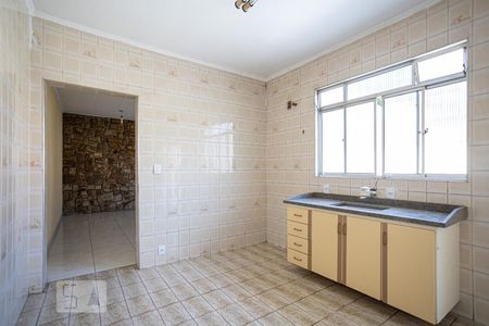 Cozinha de casa para alugar com 1 quarto, 74m² em Cipava, Osasco