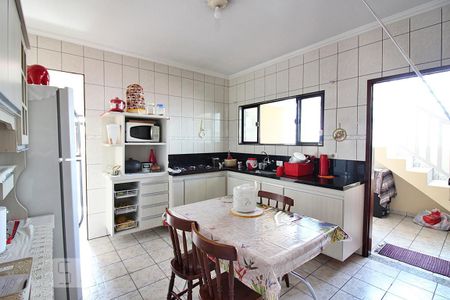 Casa à venda com 200m², 3 quartos e 1 vagaCozinha
