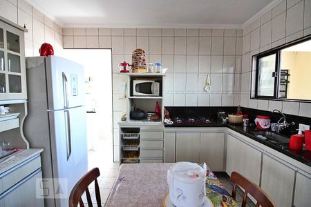 Casa à venda com 200m², 3 quartos e 1 vagaCozinha