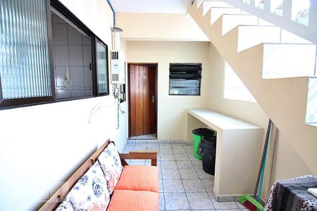 Casa à venda com 200m², 3 quartos e 1 vagaCorredor