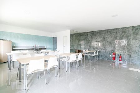 Apartamento para alugar com 45m², 2 quartos e sem vagaÁrea comum - Salão de festas