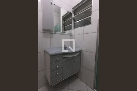 Casa à venda com 129m², 3 quartos e 2 vagasBanheiro