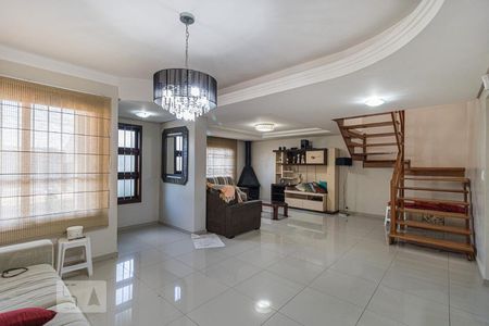 Sala de casa à venda com 3 quartos, 300m² em Parque Santa Fé, Porto Alegre