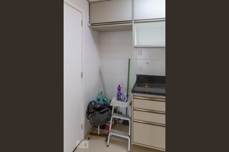 Apartamento para alugar com 80m², 2 quartos e 2 vagas Apartamento para alugar com 80m², 2 quartos e 2 vagasCozinha