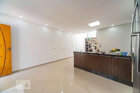 Casa à venda com 190m², 4 quartos e 4 vagas Casa à venda com 190m², 4 quartos e 4 vagasCopa e cozinha