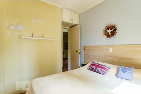 Apartamento à venda com 71m², 3 quartos e 2 vagas Apartamento à venda com 71m², 3 quartos e 2 vagasSuíte
