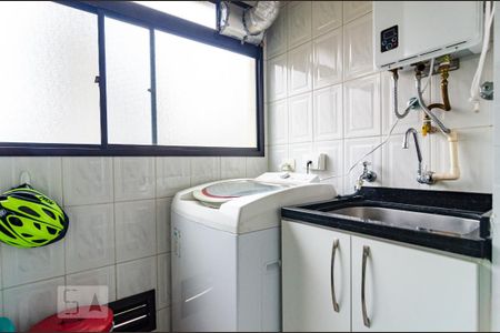 Apartamento à venda com 71m², 3 quartos e 2 vagas Apartamento à venda com 71m², 3 quartos e 2 vagasLavanderia