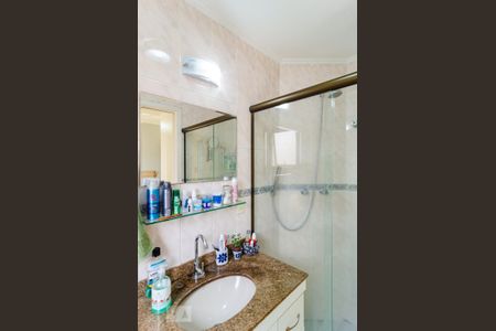 Apartamento à venda com 71m², 3 quartos e 2 vagas Apartamento à venda com 71m², 3 quartos e 2 vagasBanheiro da Suíte