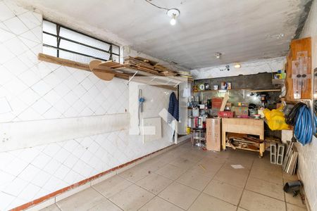 Casa à venda com 175m², 2 quartos e 1 vaga Casa à venda com 175m², 2 quartos e 1 vagaGaragem